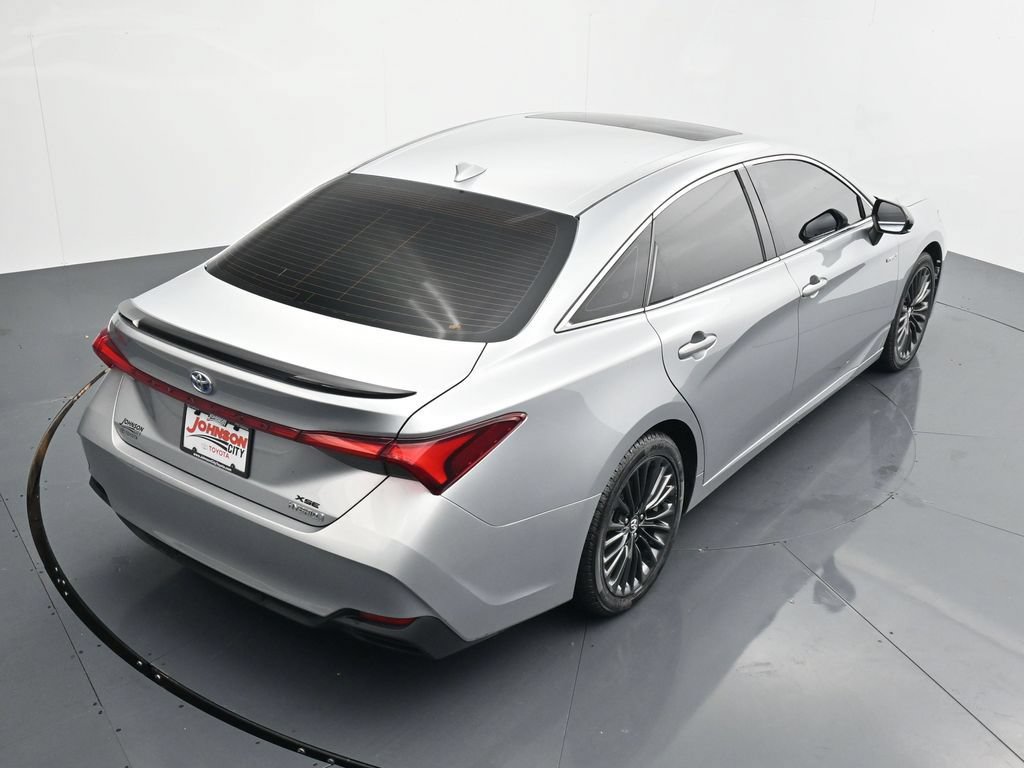 Used 2020 Toyota Avalon XSE FWD image 26