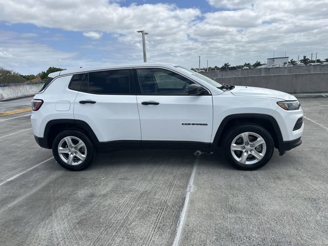 Used 2023 Jeep Compass Sport AWD/4WD image 36