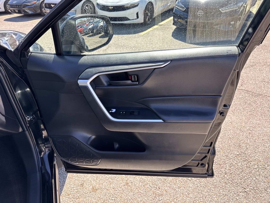 Used 2024 Toyota RAV4 LE image 14