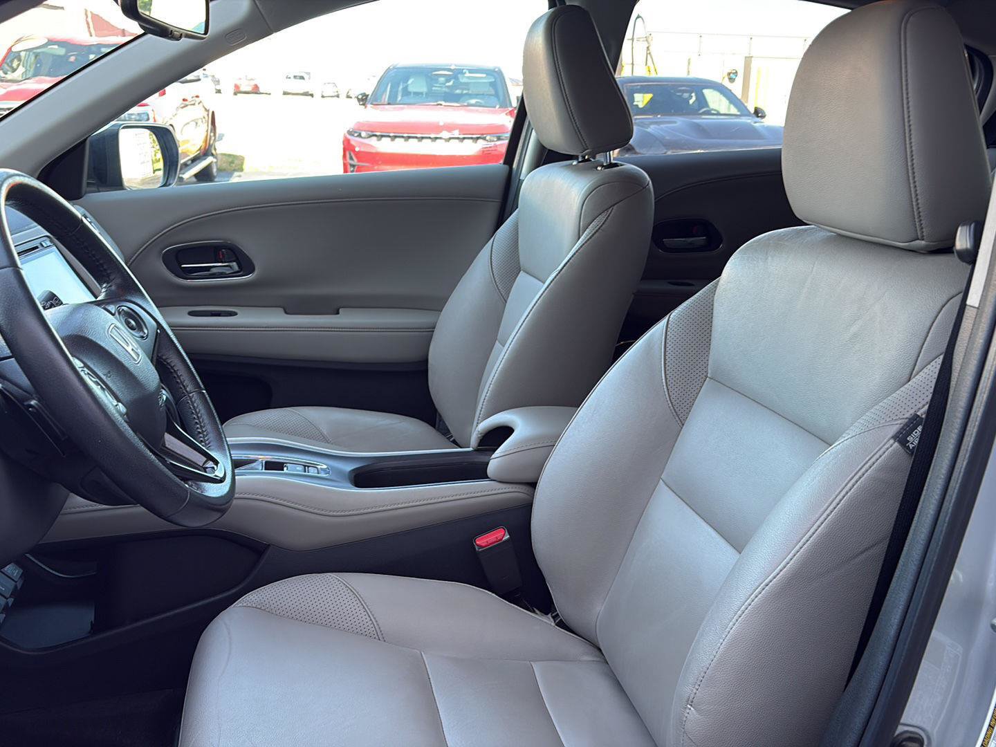 Used 2016 Honda HR-V EX-L image 6
