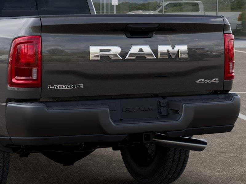 New 2026 RAM 2500 Laramie AWD/4WD image 13