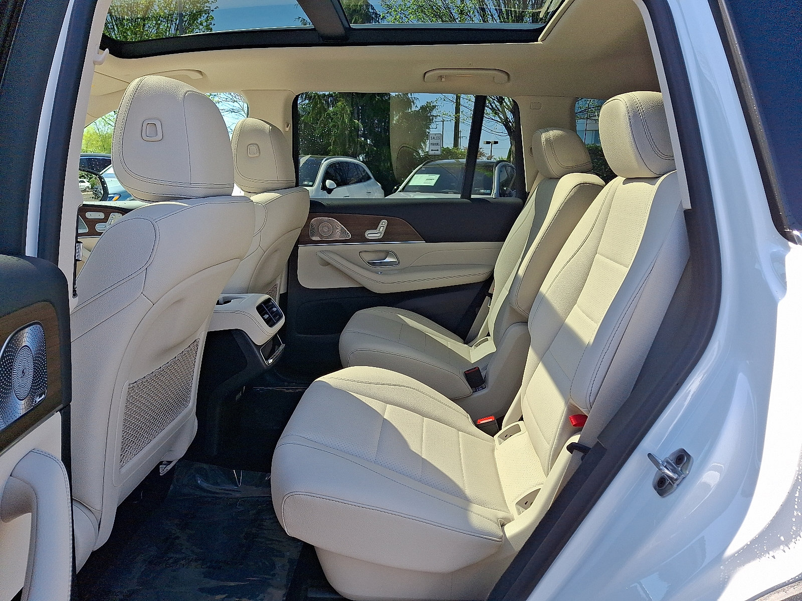 New 2026 Mercedes-Benz GLS 450 4MATIC image 8