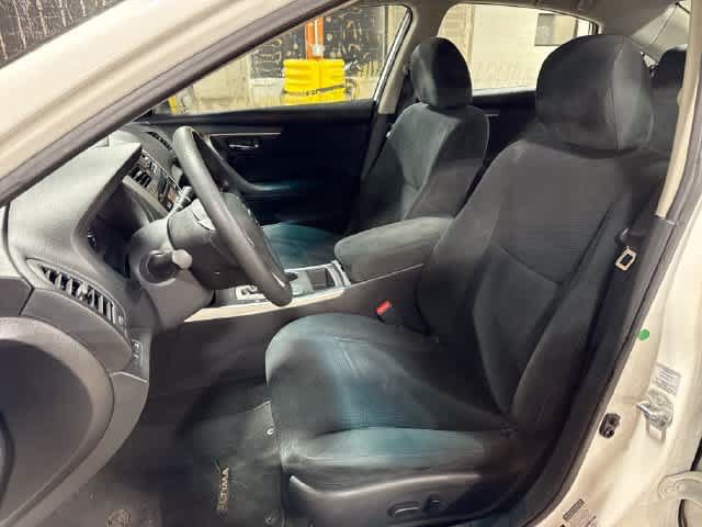 Used 2015 Nissan Altima 2.5 S w/ Power Driver Seat Package FWD image 14