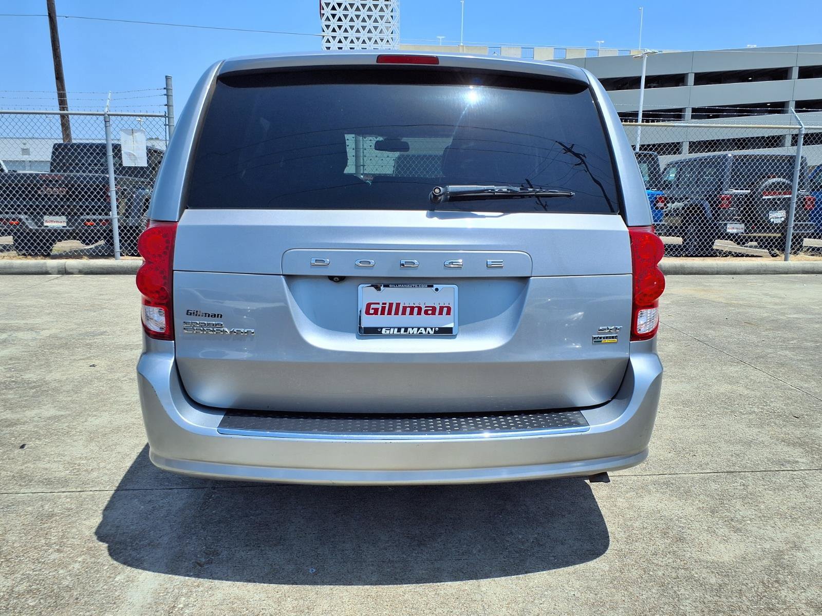 Used 2019 Dodge Grand Caravan SXT FWD image 27