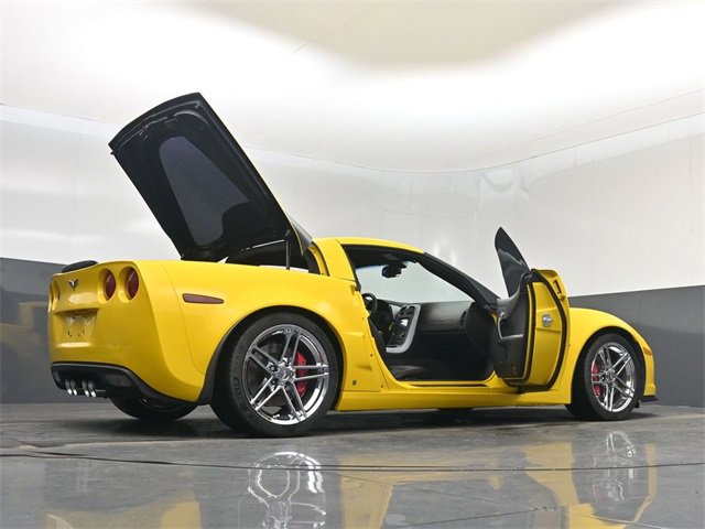 Used 2006 Chevrolet Corvette Z06 w/ Preferred Equipment Group image 49