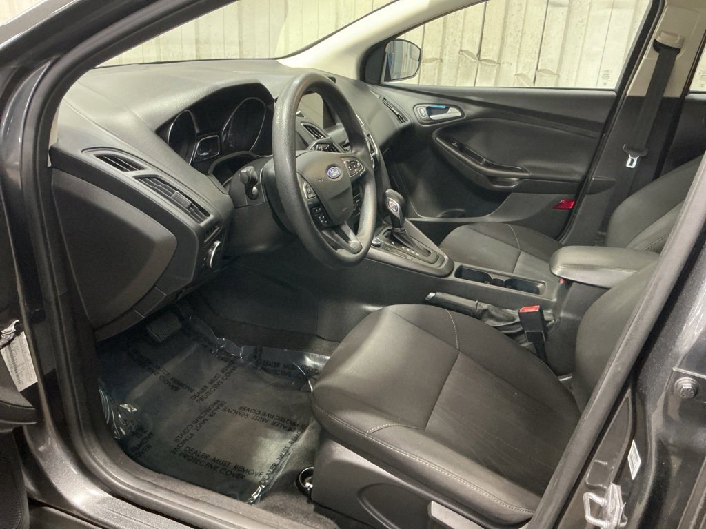 Used 2017 Ford Focus SEL image 11