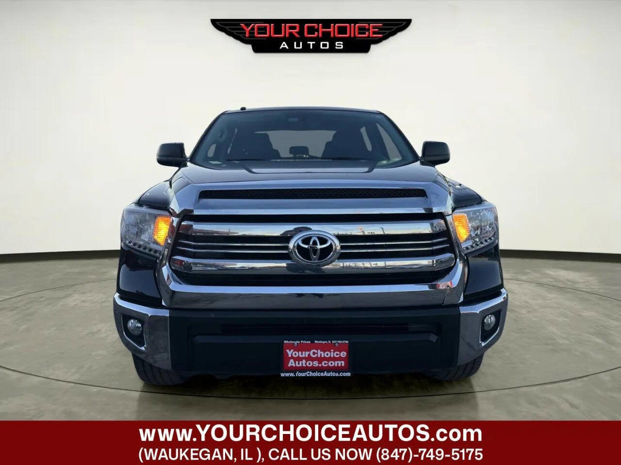 Used 2017 Toyota Tundra SR5 w/ TRD Off Road Package AWD/4WD image 8