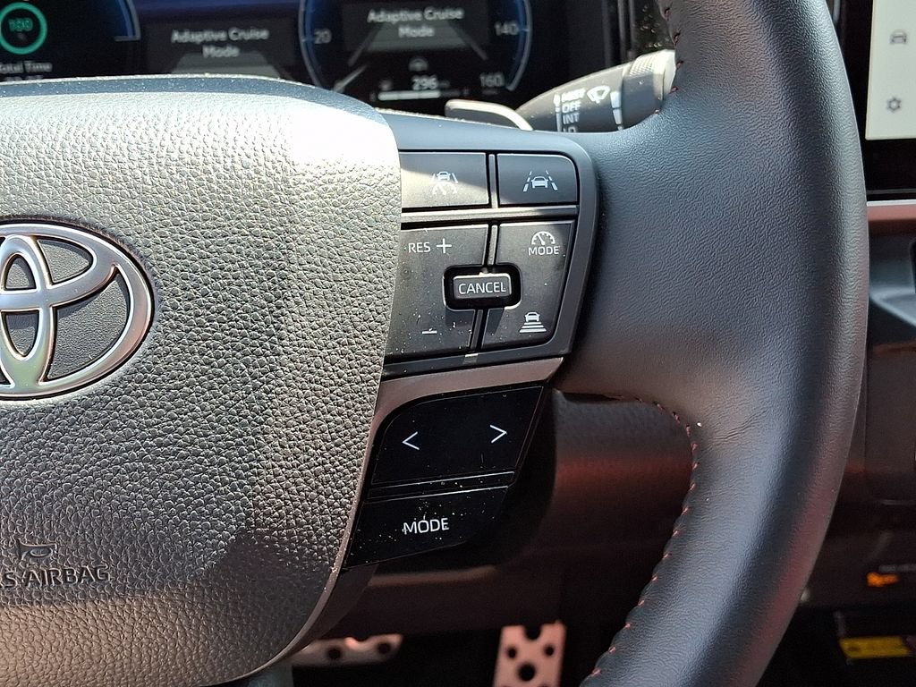Used 2025 Toyota Camry XSE FWD image 22