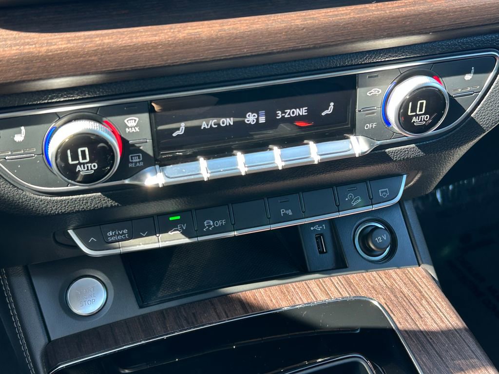 Used 2023 Audi Q5 e Premium Plus w/ Premium Plus Package image 28