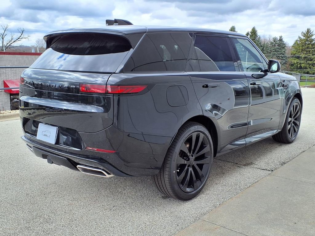 New 2026 Land Rover Range Rover Sport Dynamic SE AWD/4WD image 5