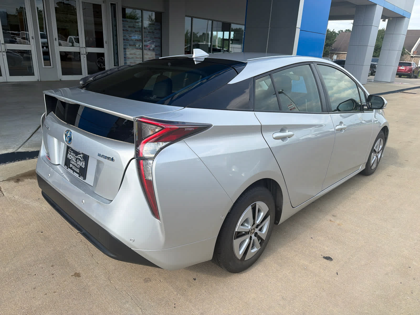 Used 2018 Toyota Prius Two w/ Prius Two Safety Plus Package FWD image 6