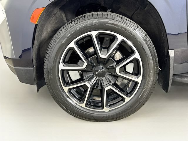 Used 2023 Chevrolet Tahoe RST w/ Luxury Package AWD/4WD image 34