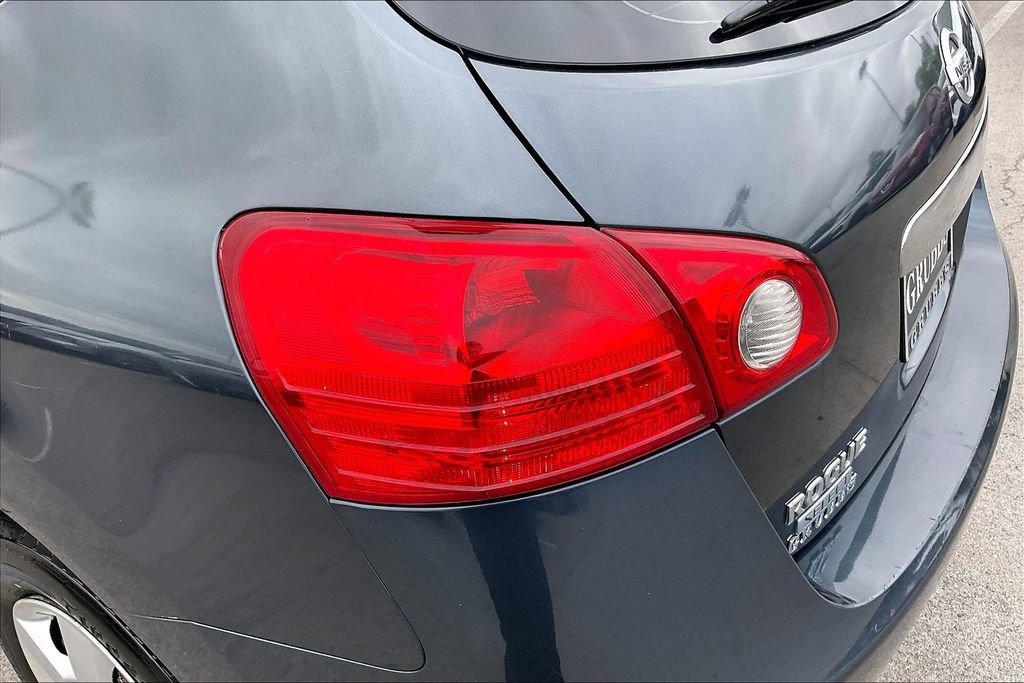 Used 2014 Nissan Rogue S w/ Convenience Package AWD/4WD image 39