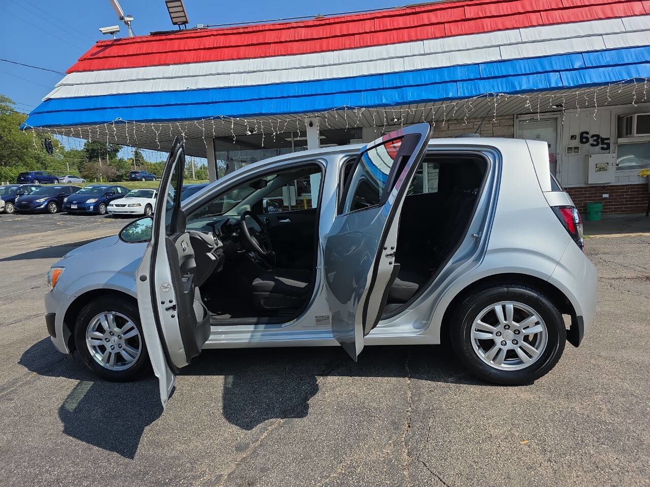 Used 2015 Chevrolet Sonic LT image 15