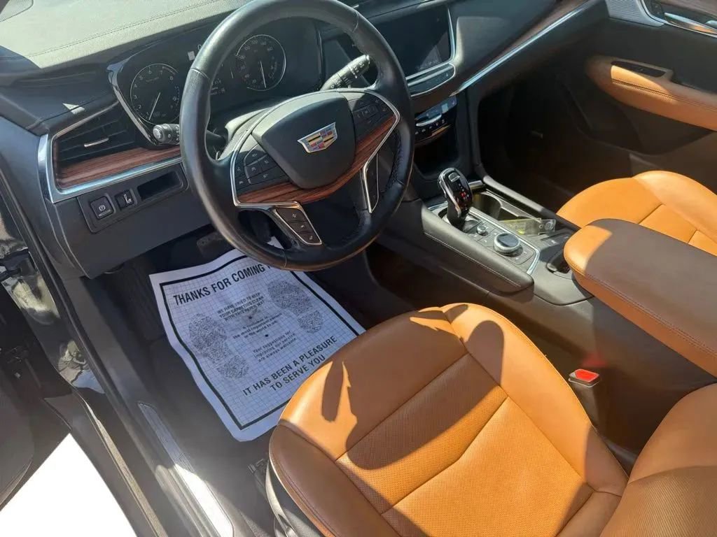 Used 2024 Cadillac XT5 Premium Luxury AWD/4WD image 10
