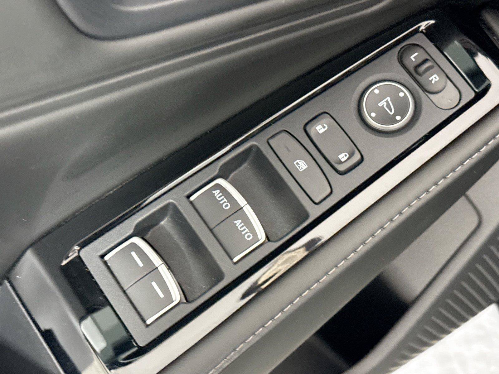 Used 2024 Honda Accord Touring image 27