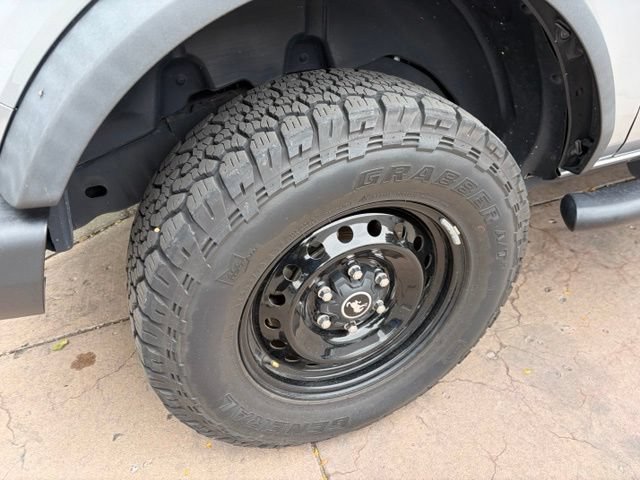 Used 2021 Ford Bronco Black Diamond AWD/4WD image 13