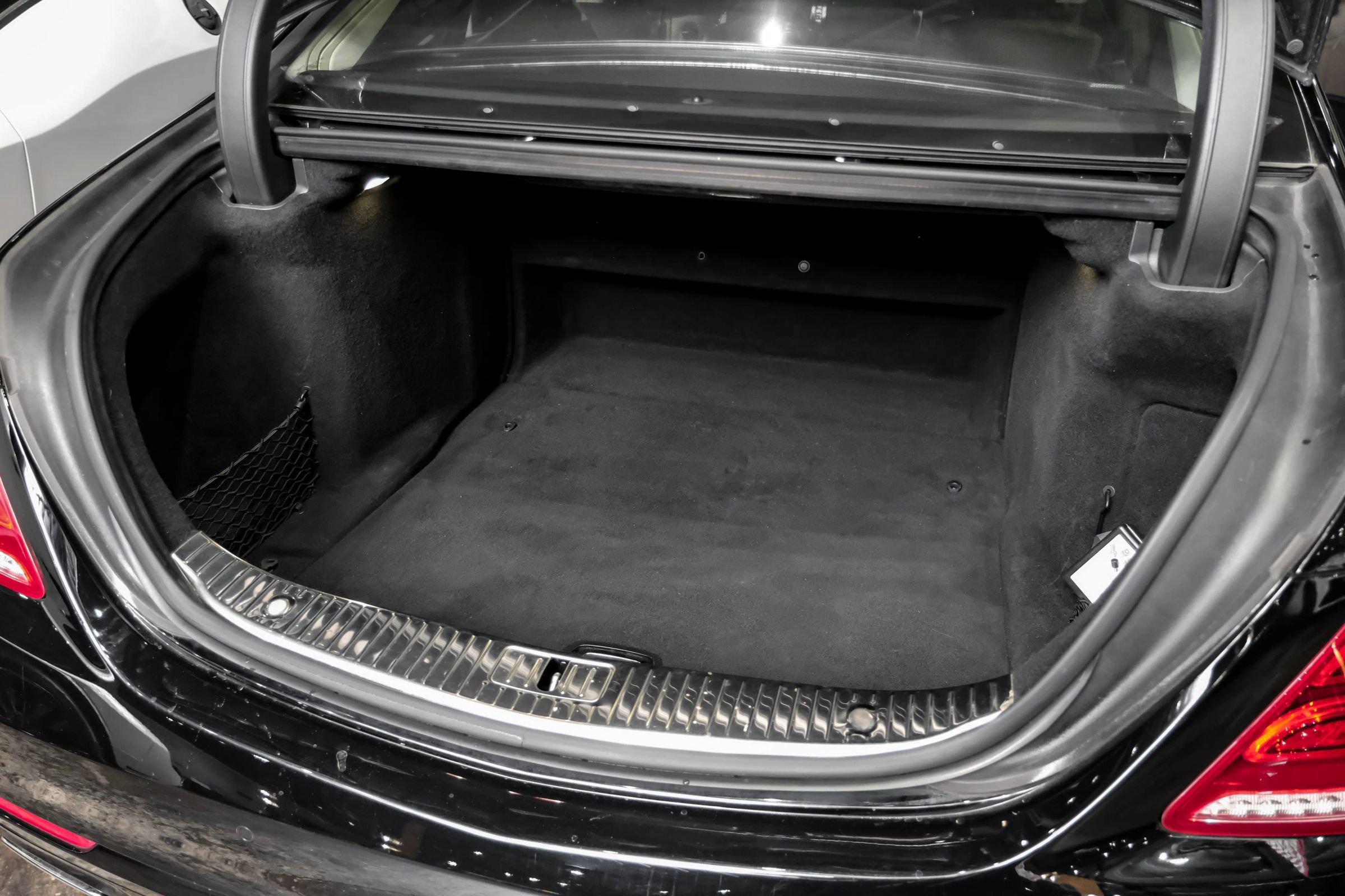 Used 2015 Mercedes-Benz S 550 Sedan image 55