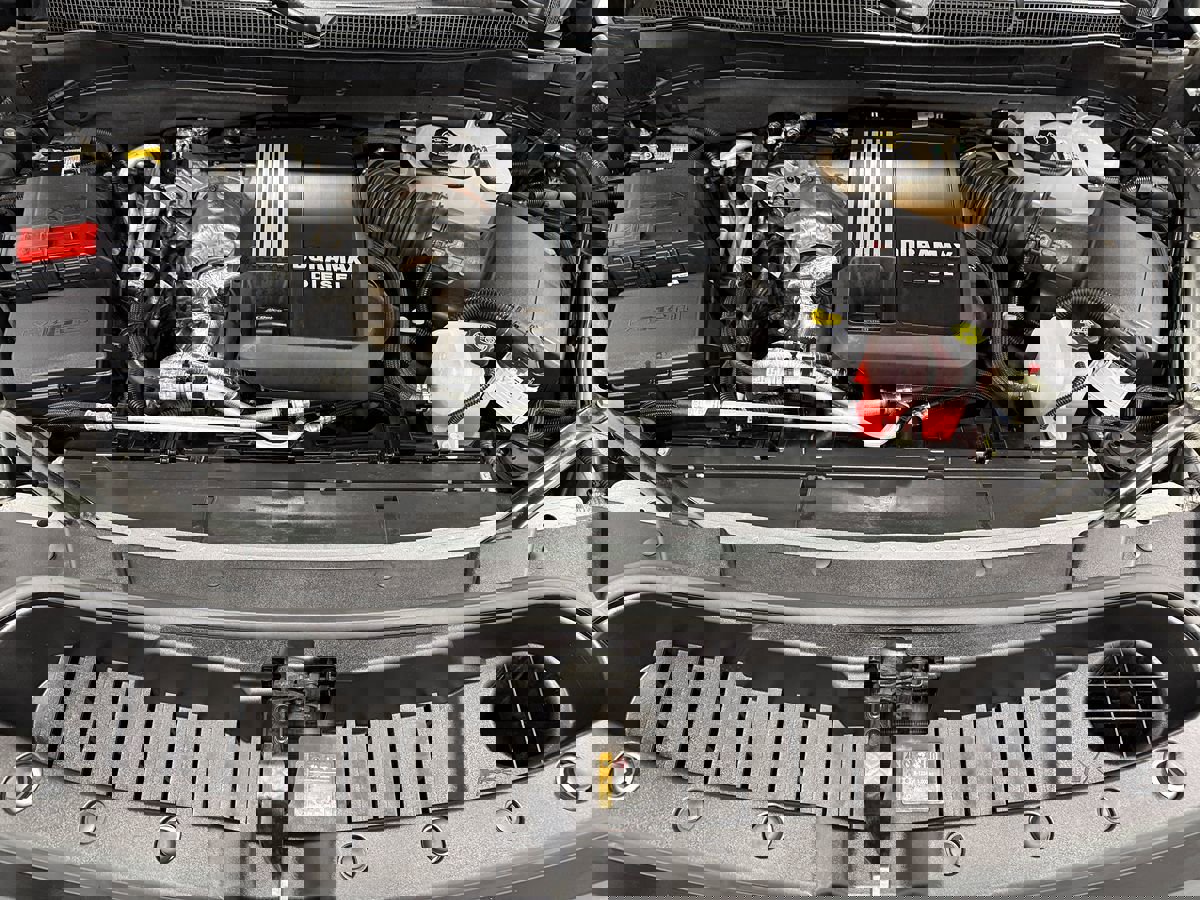 Used 2024 Chevrolet Suburban RST w/ Luxury Package image 37