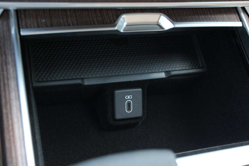 New 2027 Land Rover Range Rover SE AWD/4WD image 19