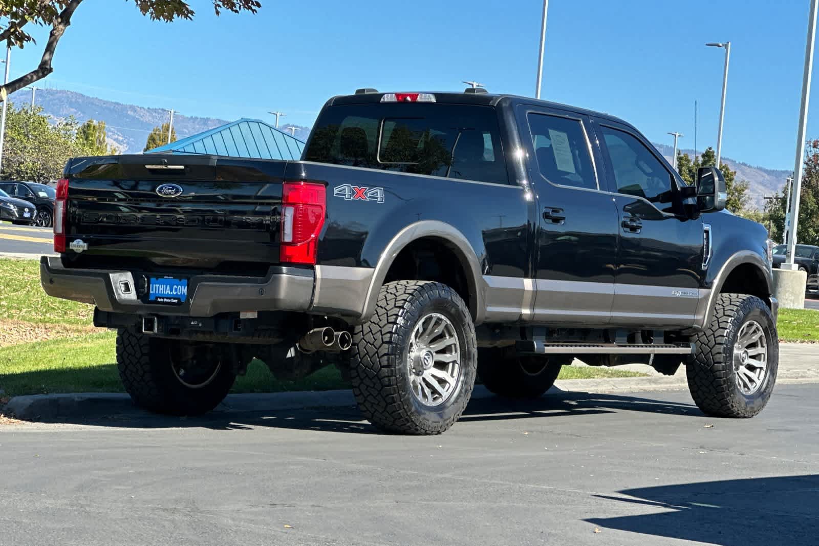 Certified 2022 Ford F350 King Ranch w/ King Ranch Ultimate Package AWD/4WD image 2