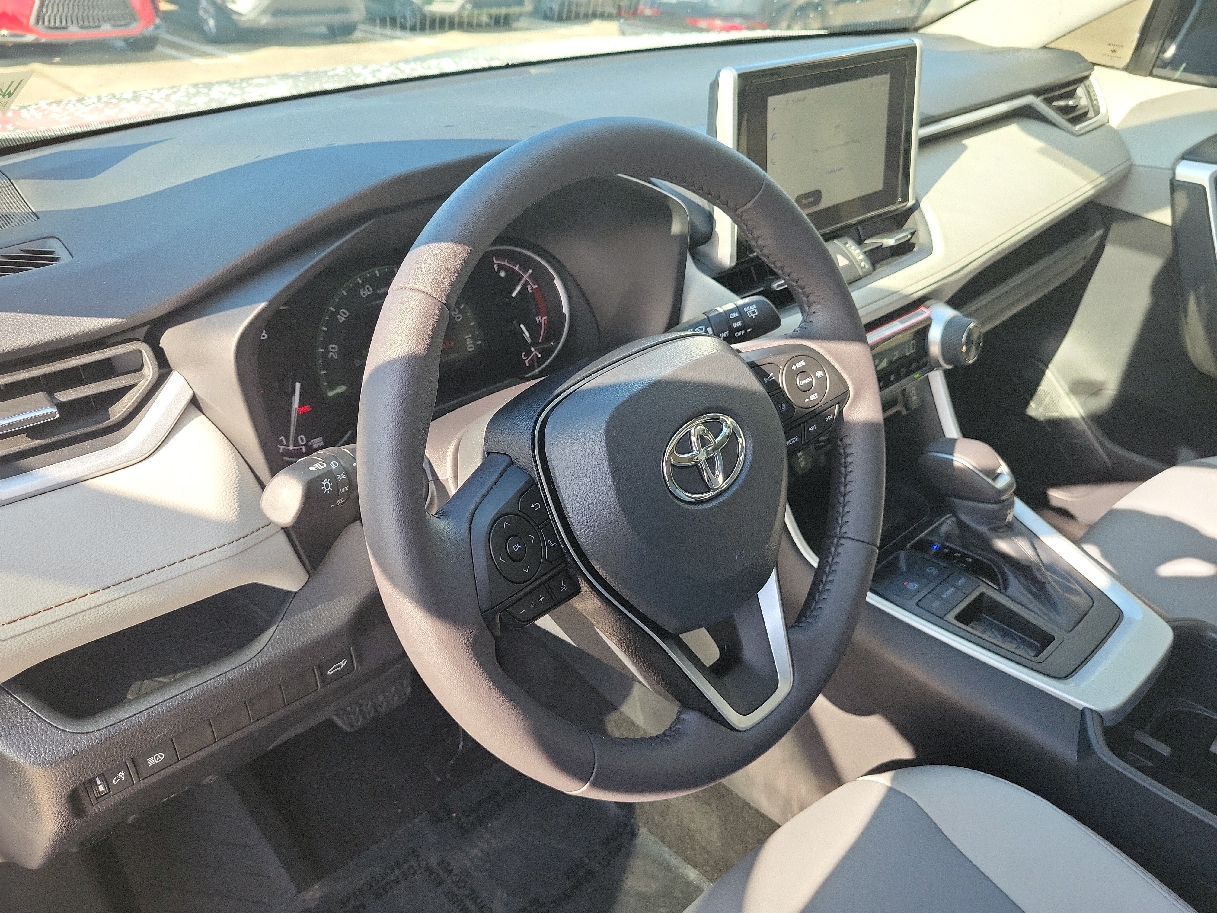 Certified 2025 Toyota RAV4 XLE Premium FWD image 25