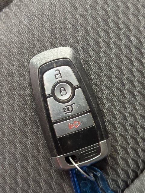 Used 2023 Ford Explorer XLT AWD/4WD image 29