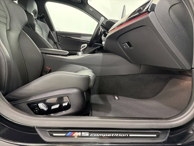 Certified 2022 BMW M5 w/ Competition Package image 20