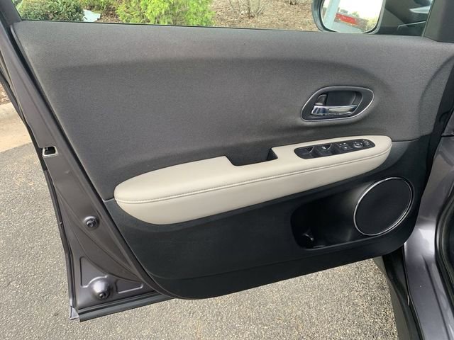 Used 2019 Honda HR-V EX image 17