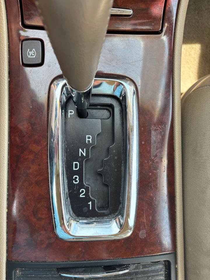 Used 2006 Buick Lucerne CXL w/ Luxury Package image 14