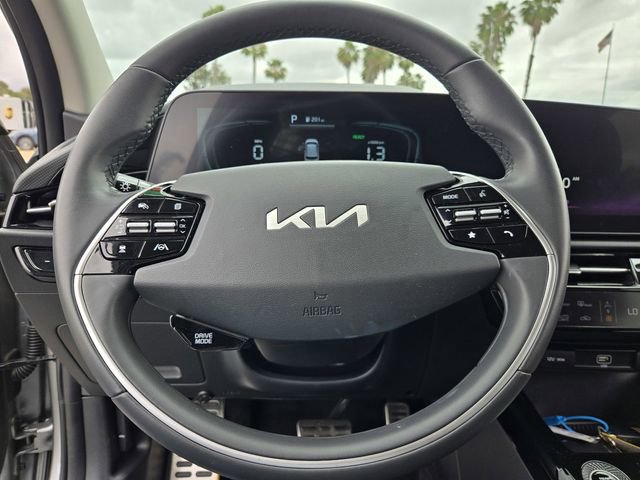 Used 2023 Kia Niro EX Touring image 22