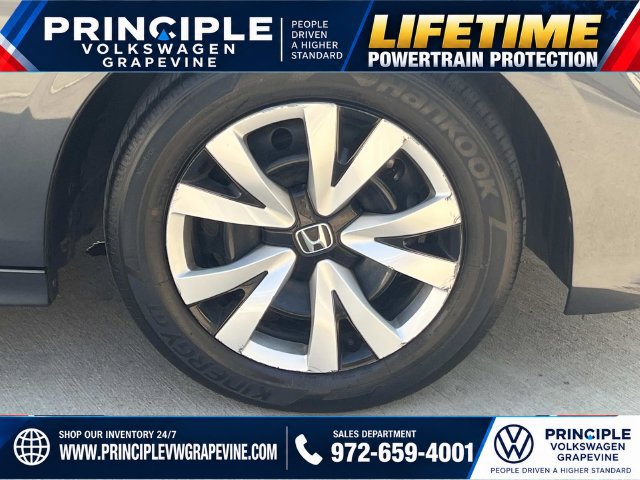 Used 2025 Honda Civic LX image 3