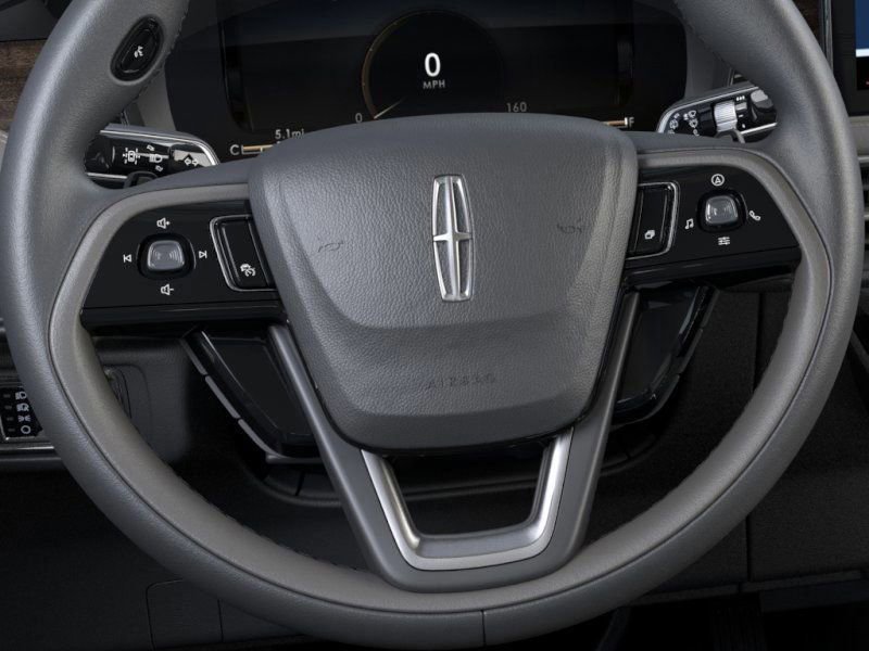 New 2025 Lincoln Corsair Reserve w/ Equipment Group 202A image 12