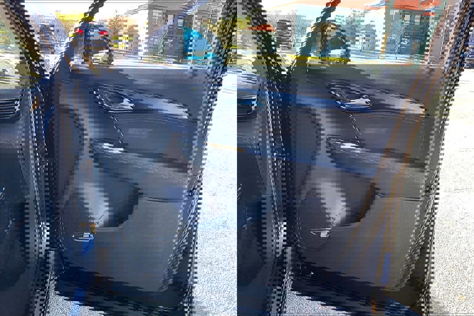 Used 2025 Buick Envision Preferred image 22