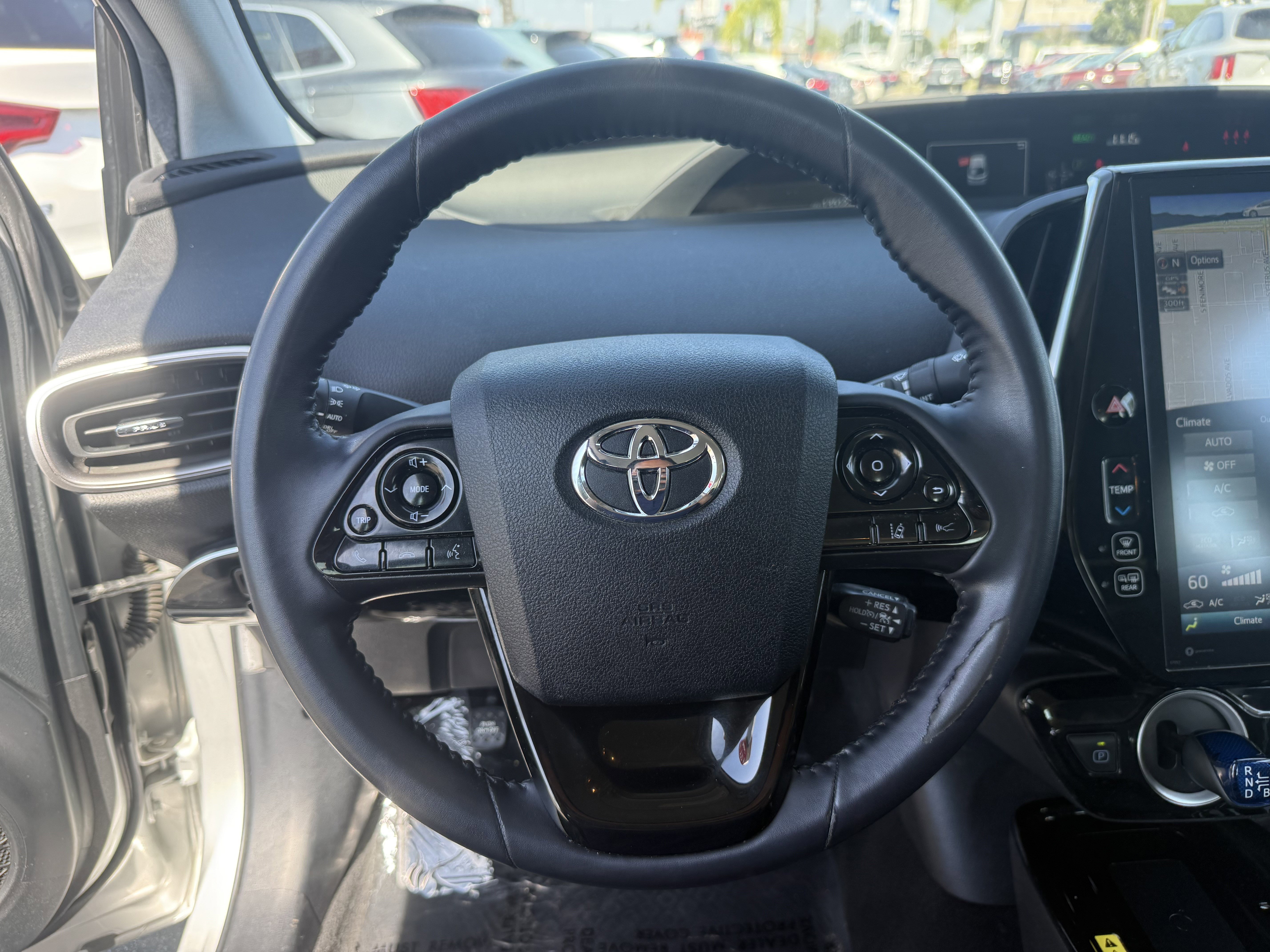 Used 2022 Toyota Prius Prime XLE image 16
