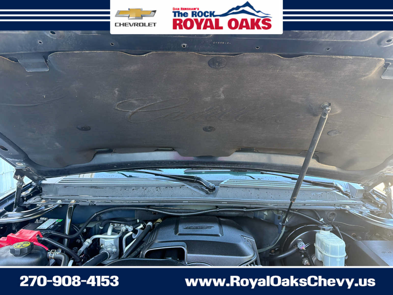 Used 2012 Cadillac Escalade Luxury AWD/4WD image 17