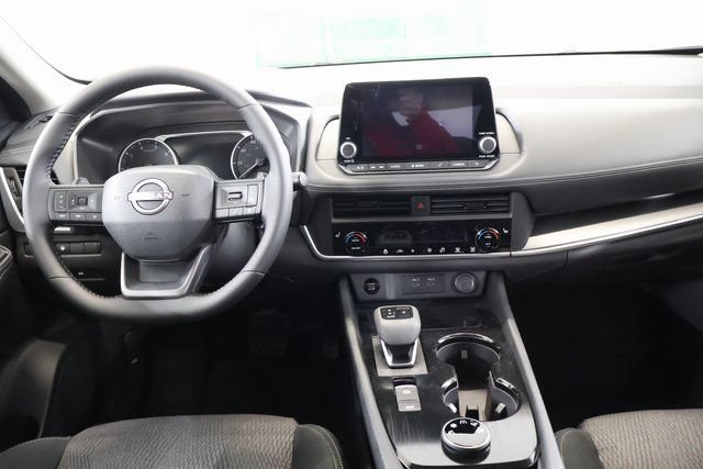 New 2026 Nissan Rogue SV w/ Cold Weather Package AWD/4WD image 14