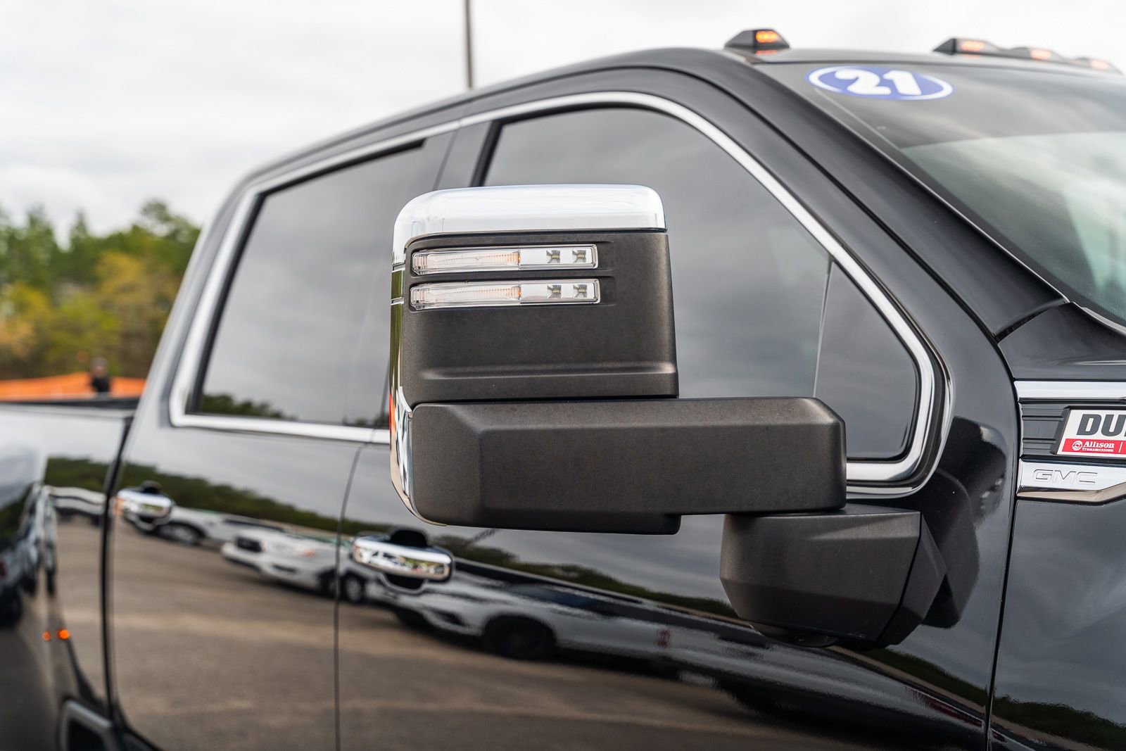 Used 2021 GMC Sierra 3500 Denali w/ Denali Ultimate Package image 12