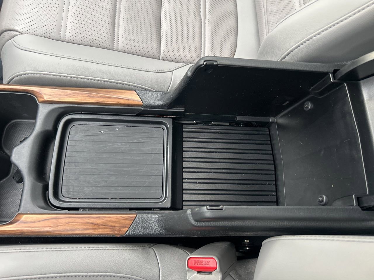 Used 2020 Honda CR-V Touring image 23