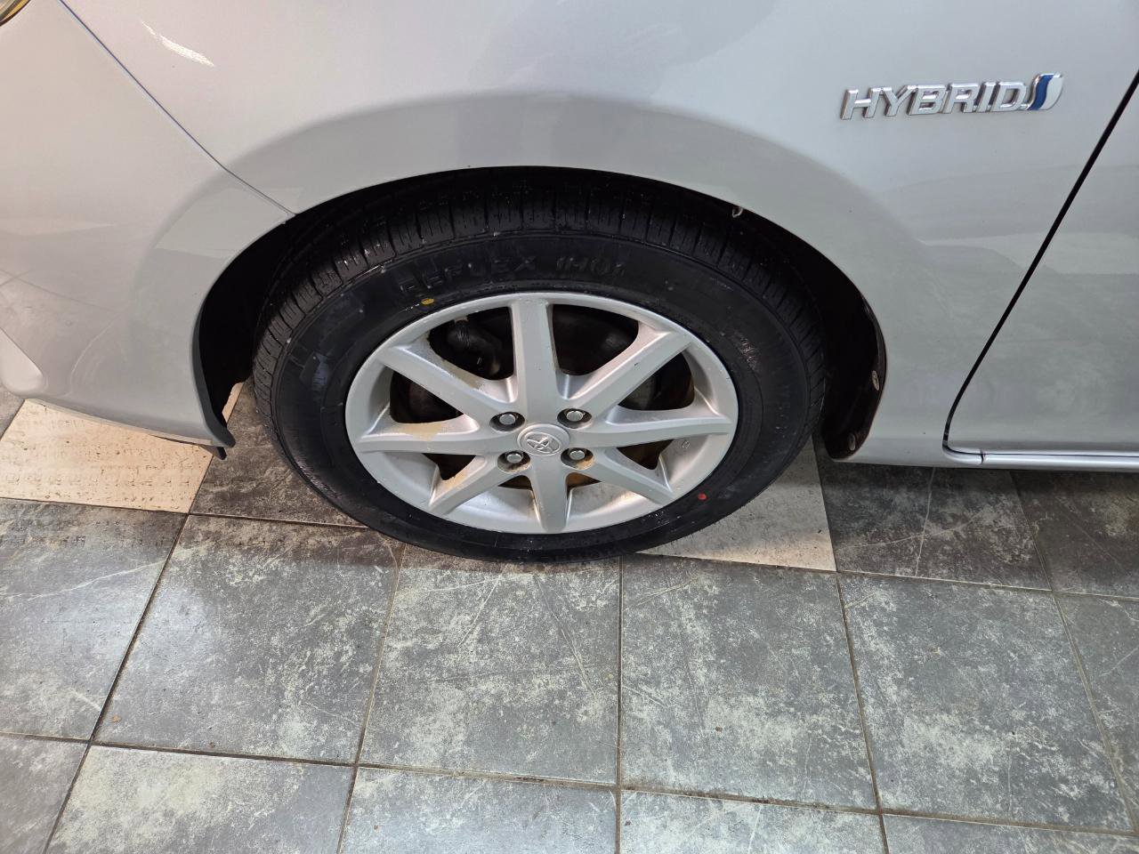 Used 2012 Toyota Prius C Four image 27