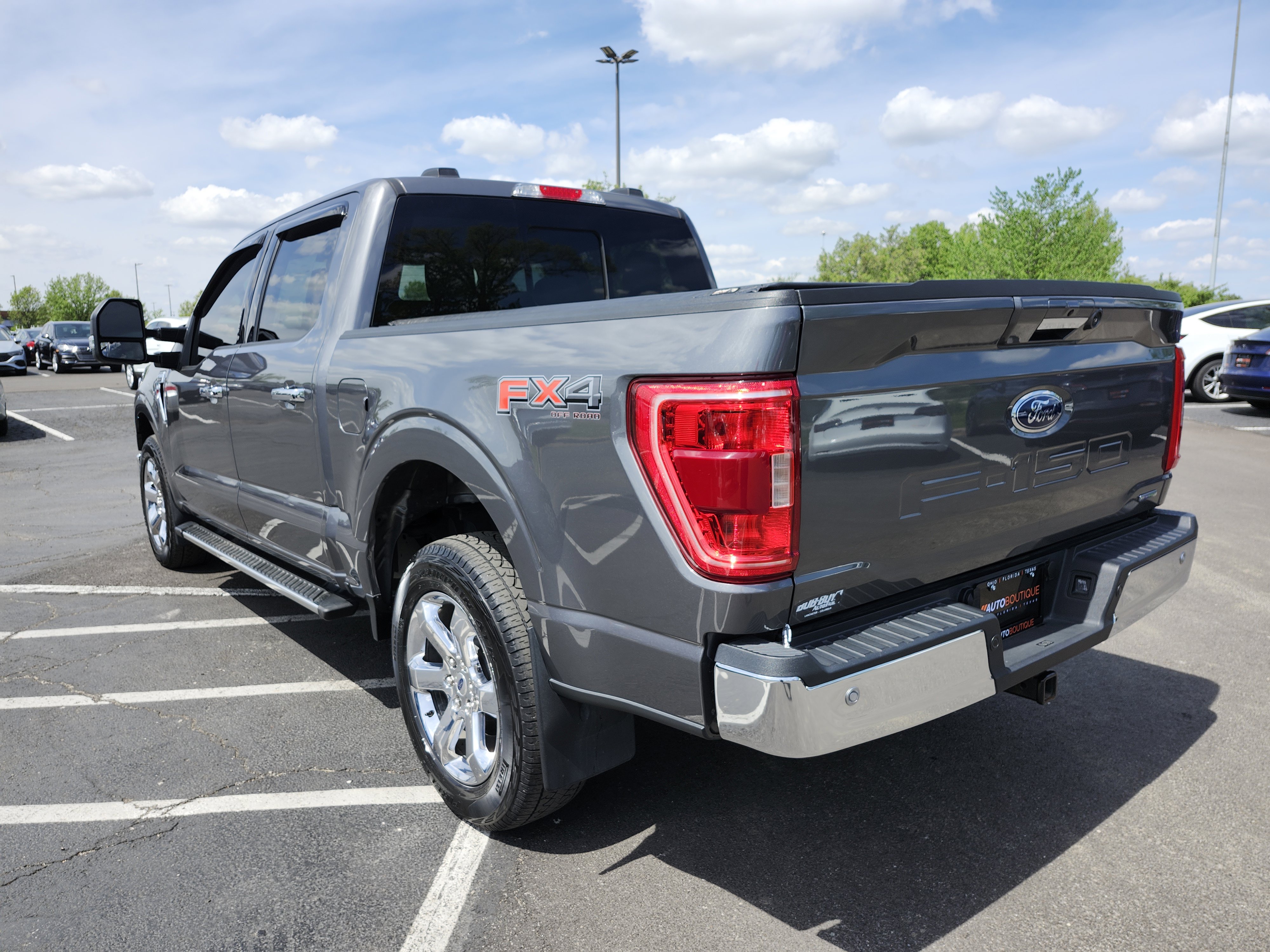 Used 2022 Ford F150 XLT w/ Equipment Group 302A High image 16