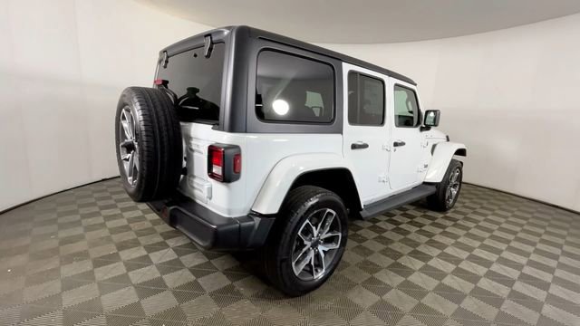 Used 2024 Jeep Wrangler Unlimited w/ Convenience Group AWD/4WD image 5