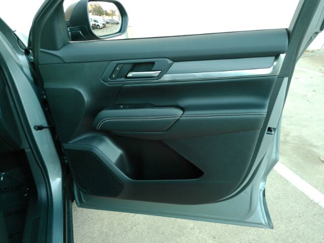 Used 2026 GMC Terrain Elevation image 17