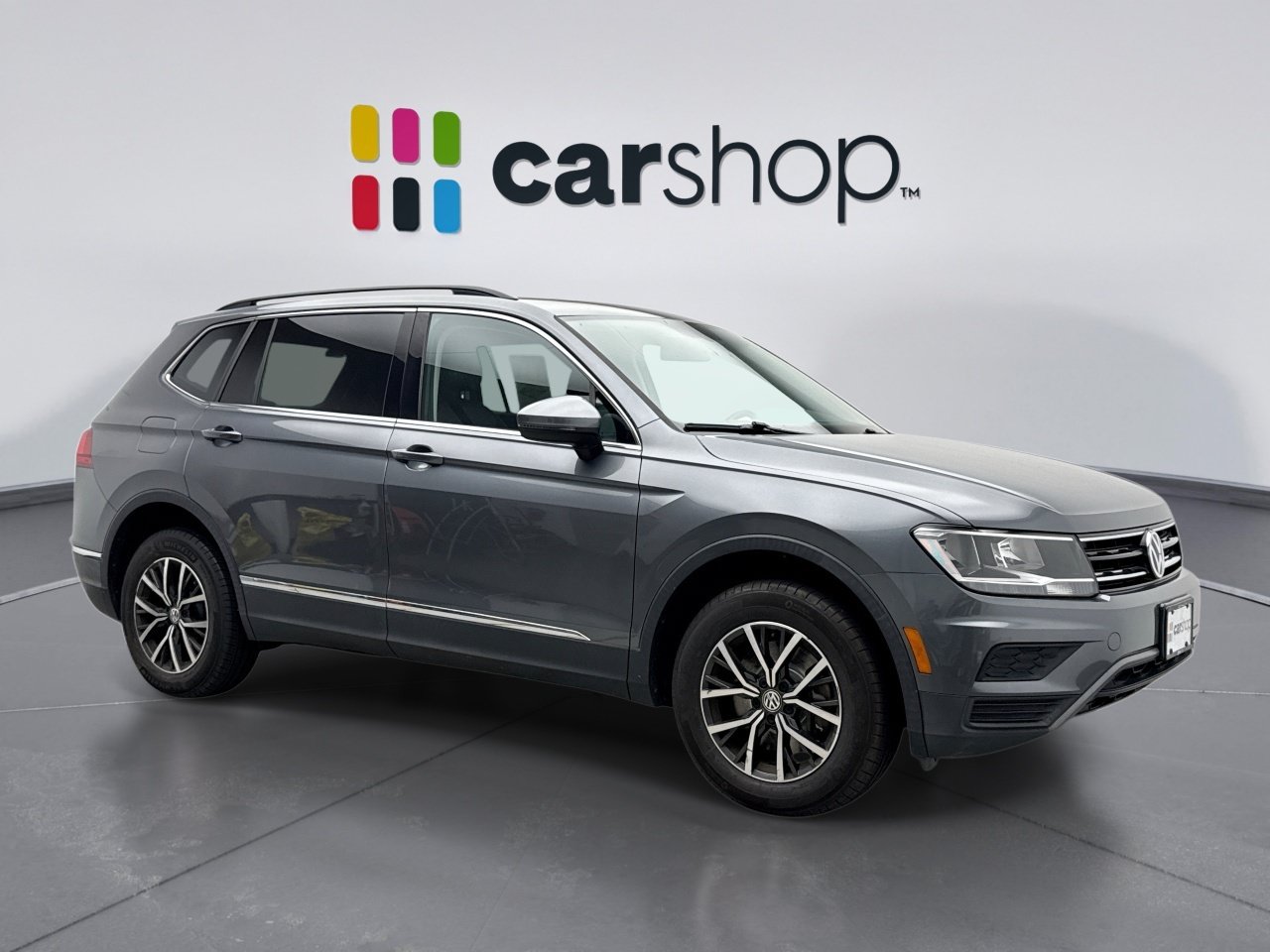 Used 2018 Volkswagen Tiguan SEL AWD/4WD image 7