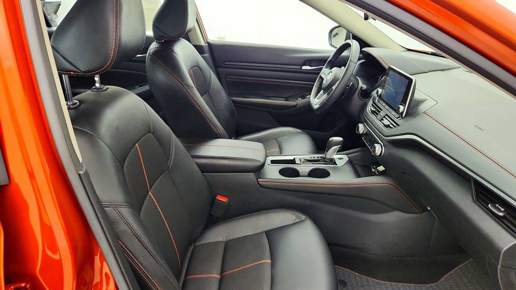 Used 2022 Nissan Altima 2.5 SR FWD image 23