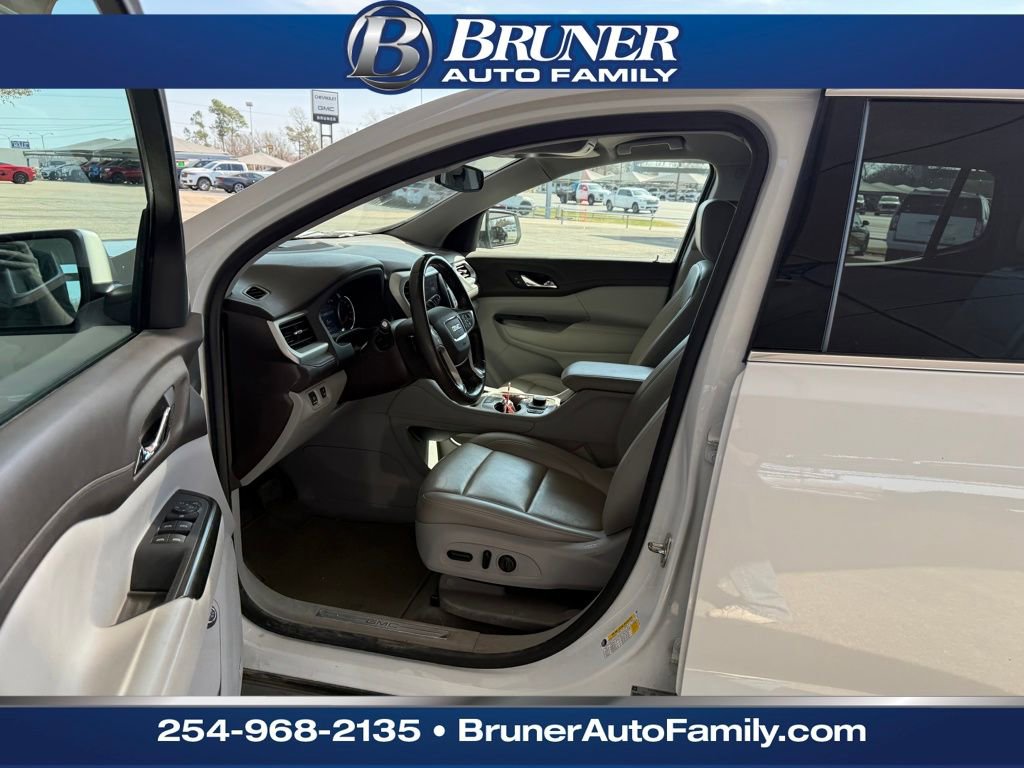 Used 2021 GMC Acadia SLT image 8