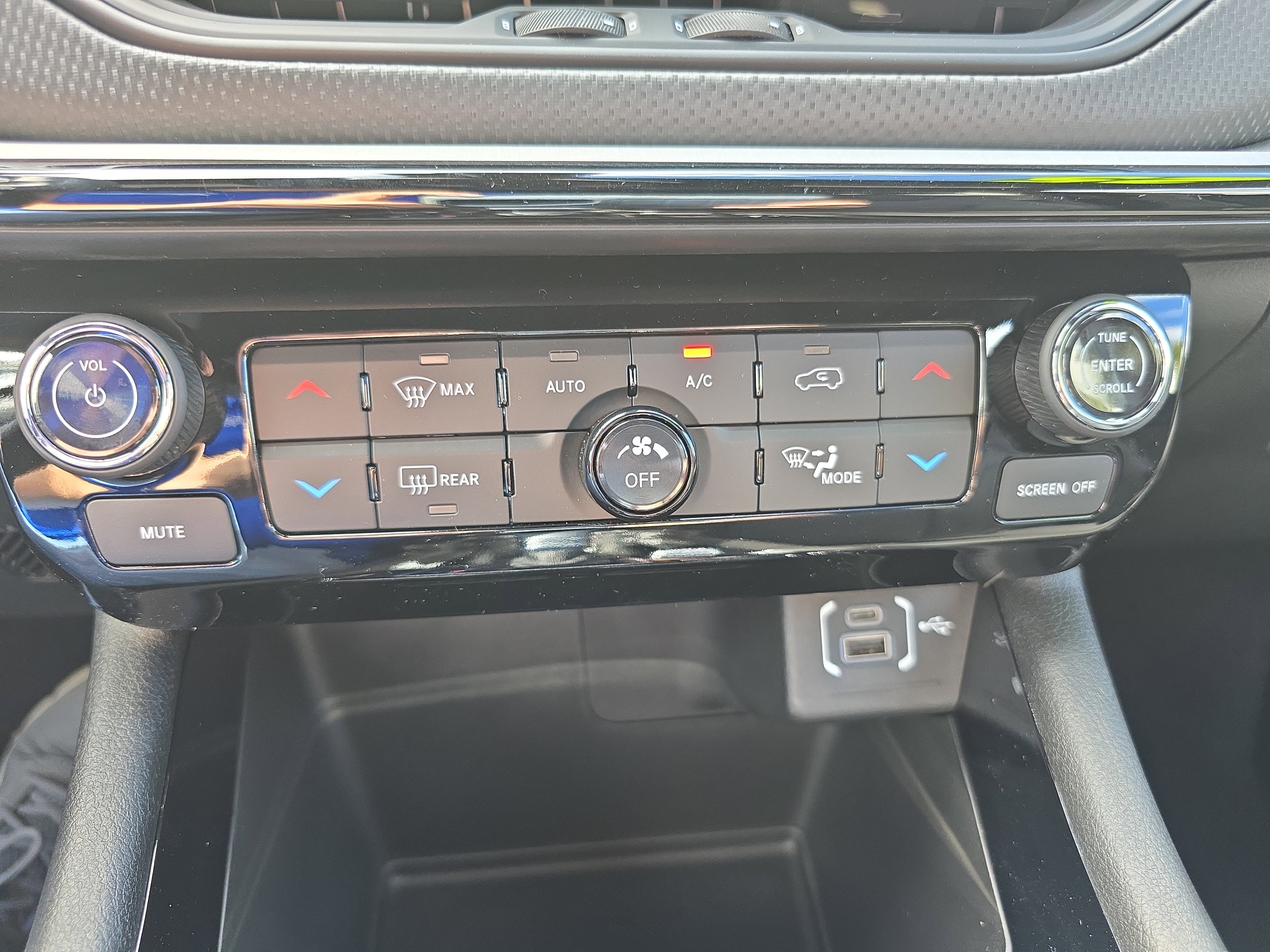 New 2025 Jeep Compass Limited w/ High Altitude Package image 28