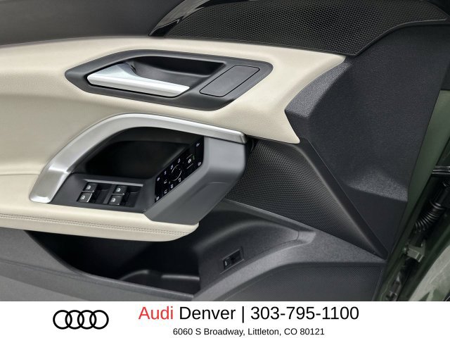 Used 2025 Audi Q5 Premium w/ Convenience Package AWD/4WD image 13