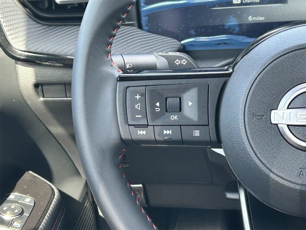 New 2026 Nissan Kicks SR FWD image 27
