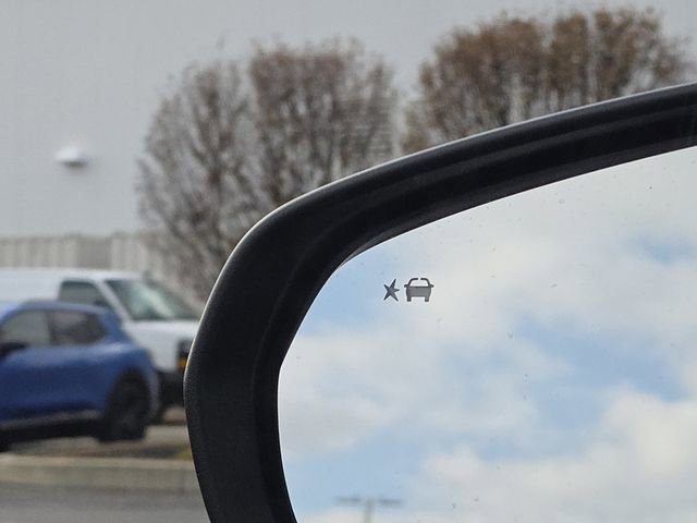 New 2026 Chevrolet Trax RS w/ Sunroof Package image 18